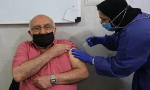 خبر خوش درباره واکسیناسیون کرونا افراد 65 سال به بالا