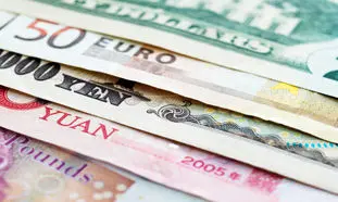 تلاش معامله گران برای افزایش قیمت دلار