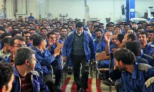 اقدام بانک رفاه برای پشتیبانی از کارگران نمونه