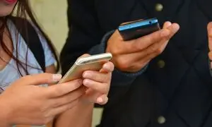 مشترکان همراه اول نگران هزینه‌های اینترنت آزاد نباشند