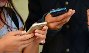 مشترکان همراه اول نگران هزینه‌های اینترنت آزاد نباشند
