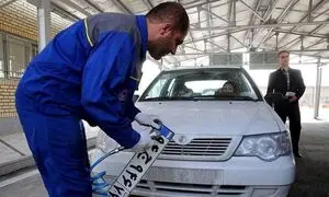 احتمال تعطیلی مراکز تعویض پلاک برای همیشه ؛ برگ سبز خودرو از رسمیت می‌افتد؟