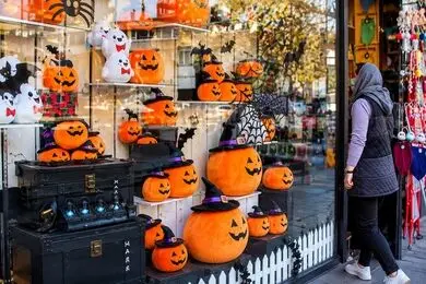 هالووین در ایران؛ بحران هویت جوانان یا ناکارآمدی مدیریت فرهنگی؟