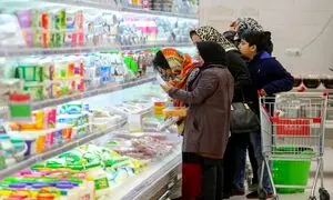یک زن در بازار تهران ؛ عکس معنادار روزنامه اعتماد