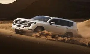 تست آفرود تویوتا لندکروز 2022 همه را شوکه کرد (ویدیو)