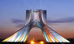 برج هزار رنگ آزادی در سال ۹۸
