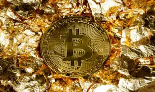 بیت کوین قله 100 هزار دلاری را تسخیر می‌کند؟!
