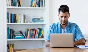 راحت ‌ترین شیوه خرید بیمه به صورت آنلاین 