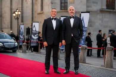 همکاری تاج و بازلی در مراسم اهدای جوایز طراحی جواهرات ایتالیا