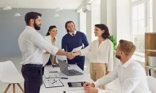 جشنواره یلدای ایران تلنت آغاز شد