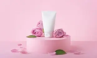 ۳ کرم دست عطری که دستان شما را خوشبو می‌کند