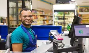 نرم افزار حسابداری مناسب برای سوپر مارکت ها و بنکداری مواد غذایی کدام است؟