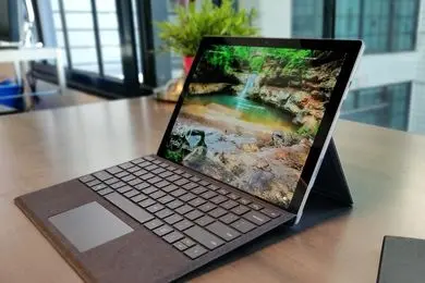 مقایسه تخصصی «مک‌بوک پرو» و «سرفیس لپ‌تاپ ۷»