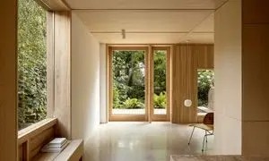 خرید چوب روسی و پلای وود: چگونه مصالح باکیفیت و اقتصادی انتخاب کنیم؟