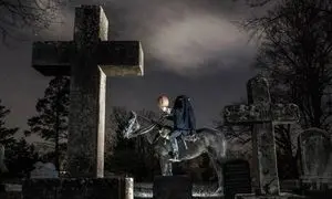 «شیفت گورستان» به بازار کتاب آمد/ دلهره در دیدارهای شبانه