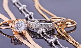 خرید طلا به صرفه است یا نقره؟