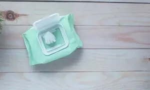 دستمال مرطوب بهداشتی؛ راهکاری برای ارتقای سلامت زنان