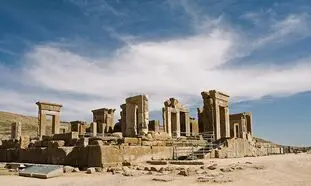 صنعت گردشگری در یکی از سخت‌ترین دوره‌های خود قرار دارد