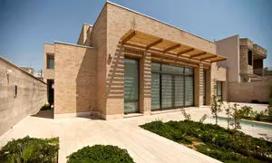 چگونه پلان طراحی داخلی و محوطه‌سازی به یک روایت‌گر منحصربه‌فرد تبدیل می‌شود؟