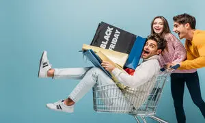 تخفیف‌ های ویژه اسنپ‌ شاپ برای پسران در بلک‌ فرایدی ۱۴۰۴
