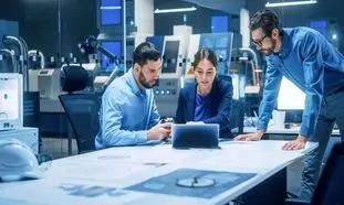 سیستم‌ساز چگونه هزینه‌های سازمان را کاهش می‌دهد