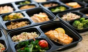 میزان حجم  و گرم استاندارد غذای شرکتی  چقدر است؟