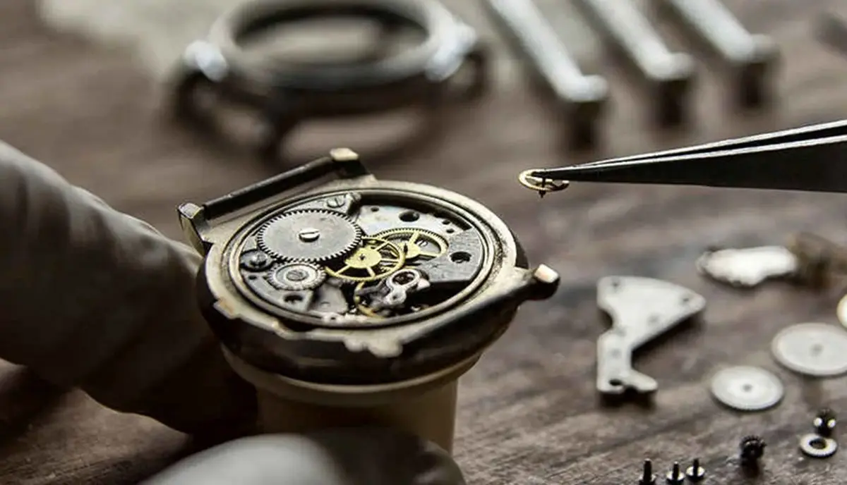 چگونه از ساعت مکانیکی خود مراقبت کنیم؟