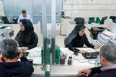 فرصت ویژه دریافت وام 300 میلیون تومانی پست بانک با شرایط آسان