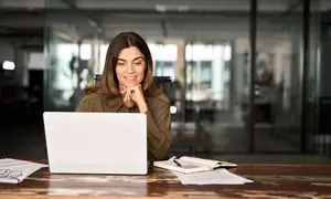 برگزاری وبینار حضور مؤثر و حرفه‌ای در نمایشگاه کار