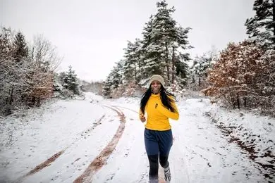 ۳ اشتباه رایج در انتخاب لباس ورزشی زنانه