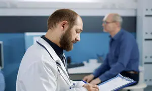 فرصت ویژه دریافت وام 1 میلیارد و 500 میلیون تومانی بانک ملت برای پزشکان