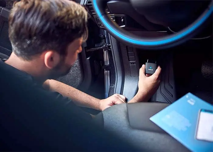 چرا نصب ردیاب خودرو بهترین سرمایه ‌گذاری برای امنیت ماشین است؟