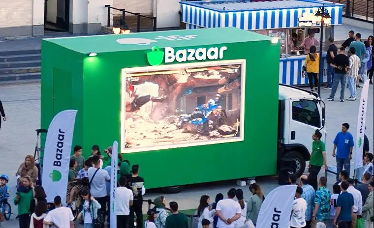 کمپین خلاقانه بادکوبه برای کافه بازار؛ ۹ هزار و ۸۰۰ بازدیدکننده در ۳ روز 