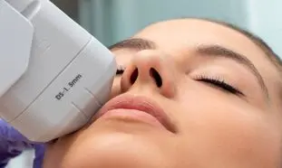 بهترین کلینیک برای هایفوتراپی در اصفهان کدام است؟