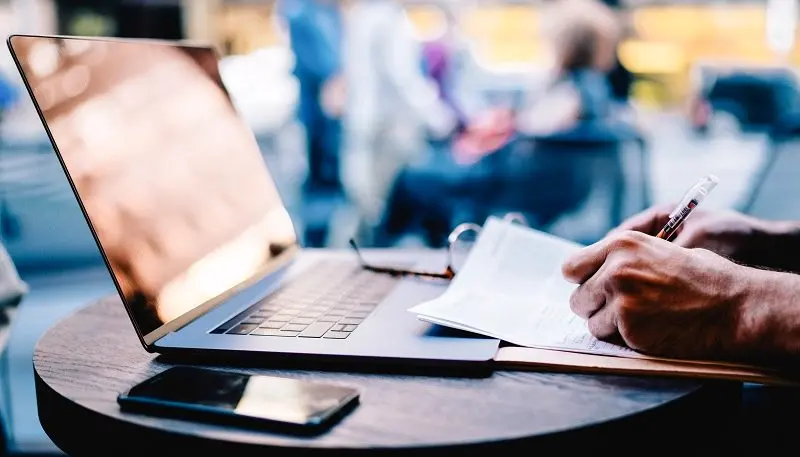 معنا دادن به دیتای هوش مصنوعی کار نیروی انسانی است