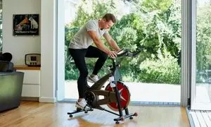 دوچرخه ثابت برای چربی سوزی بهتر است یا الپتیکال؟