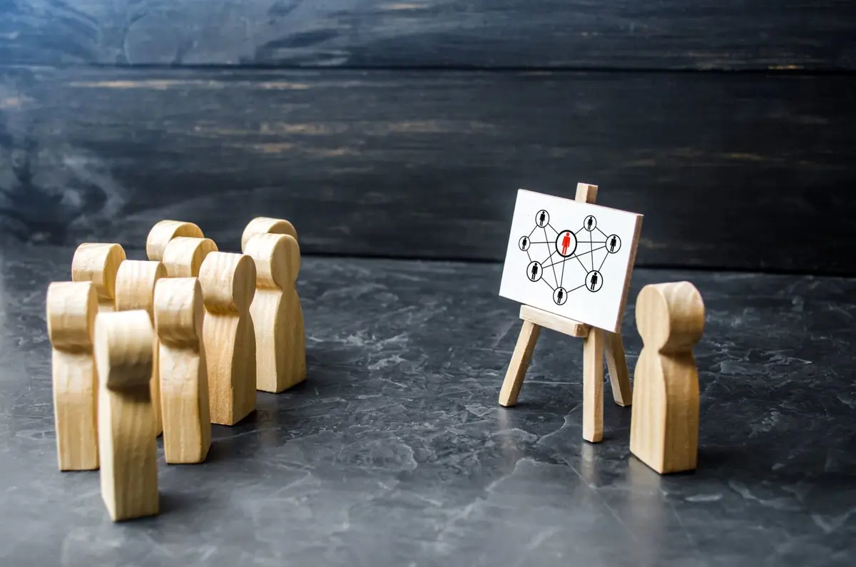 رونمایی غرفه تازه «الف» در کارخانه آرگو با الهام از بزرگان هنر ایران