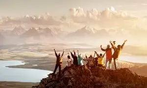 چرا سفر با تورهای آفتاب کلوت تجربه‌ای به یادماندنی است؟