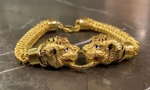 ۳ اکسسوری طلای لاکچری برای هدیه دادن به آقایان