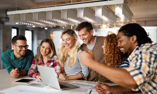 چرا شرکت‌های بزرگ باید روی استارتاپ‌ها سرمایه‌گذاری کنند؟