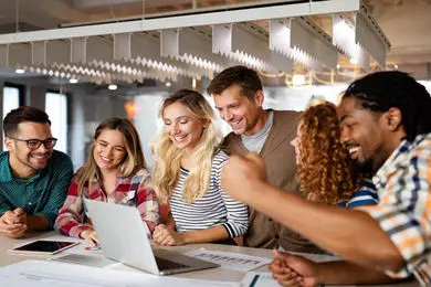 چرا شرکتهای بزرگ باید روی استارتاپها سرمایهگذاری کنند؟