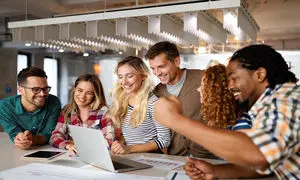 چرا شرکت‌های بزرگ باید روی استارتاپ‌ها سرمایه‌گذاری کنند؟