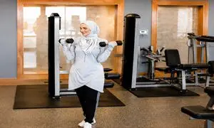 بهترین زمان تمرین در باشگاه بدنسازی برای چربی‌ سوزی و عضله ‌سازی