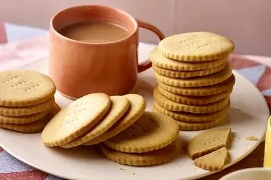 چگونه گرجی، ۶۴ سال در صنعت بیسکویت ماندگار شد؟