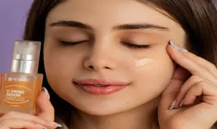 4 سرم که برای جوان ماندن پوست صورت ضروری است