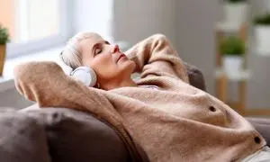 5 کتاب صوتی محبوب از نگاه کاربران طاقچه