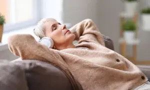 5 کتاب صوتی محبوب از نگاه کاربران طاقچه