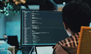 کوئرا 10 ساله شد