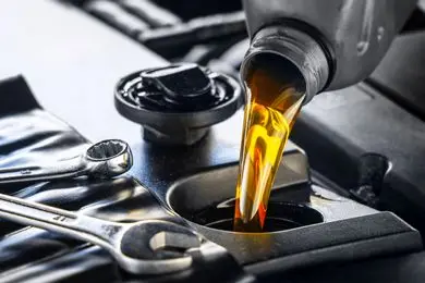 بررسی وضعیت صنعت روغن موتور ایران در جدیدترین تحلیل فارابی 