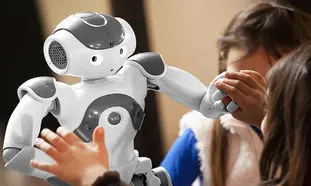 اخلاق و قانون در عصر هوش مصنوعی